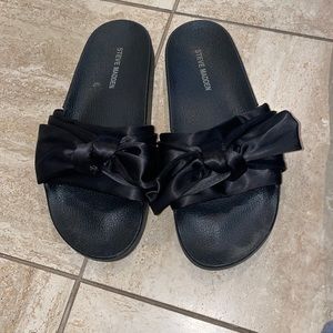 Steve Madden Bow Sandals